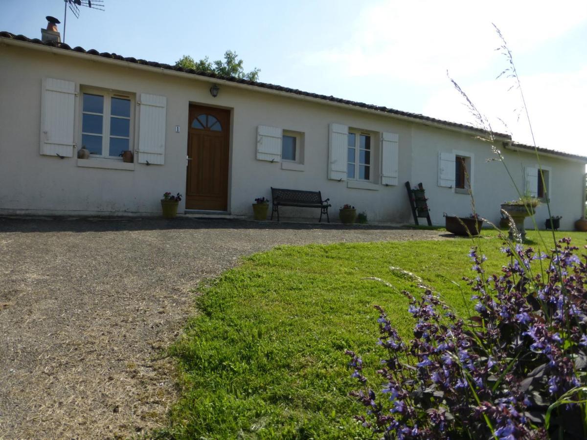 Charroux Chez Kate住宿加早餐旅馆 外观 照片